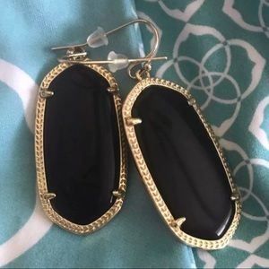 black kendra scott elle earrings
